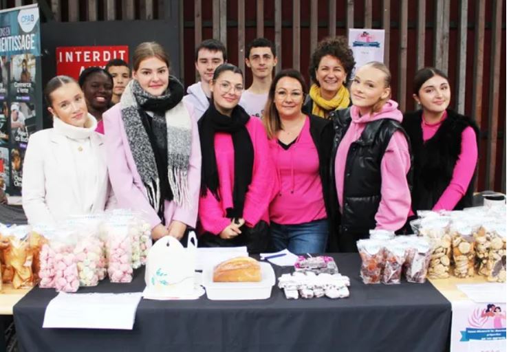 Tarare – nos apprentis se mobilisent pour la lutte contre le cancer du sein